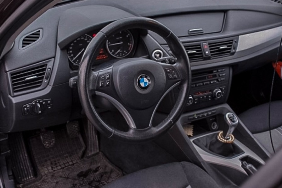 BMW X1 r.2010 , 110kw 4x4 - 15