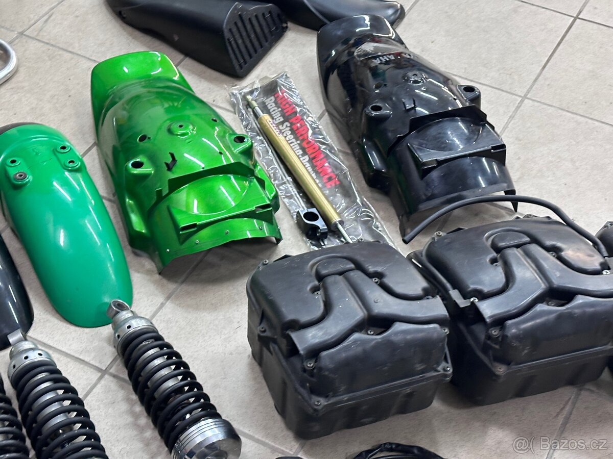 Yamaha Vmax 1200 a různé - 15