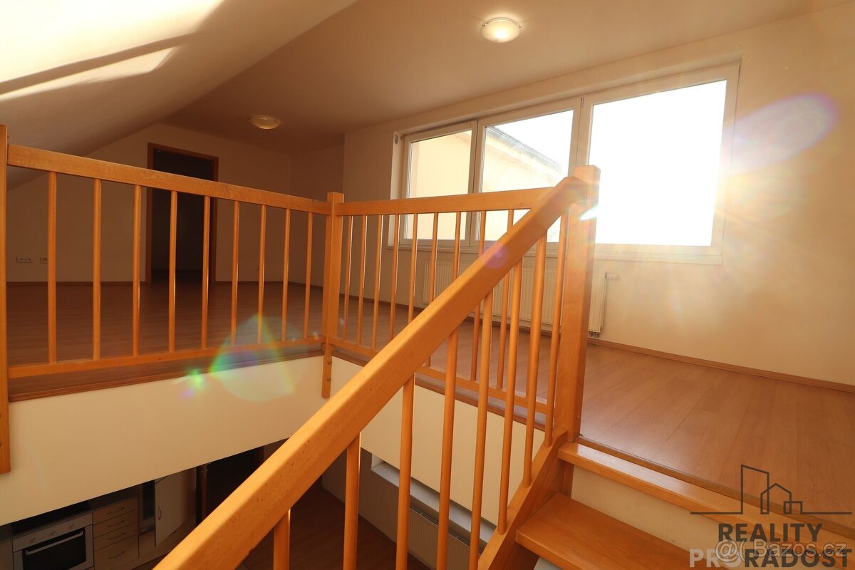 Exkluzivní mezonetový byt 3+kk 104,5m² v těsné blízkosti cen - 15
