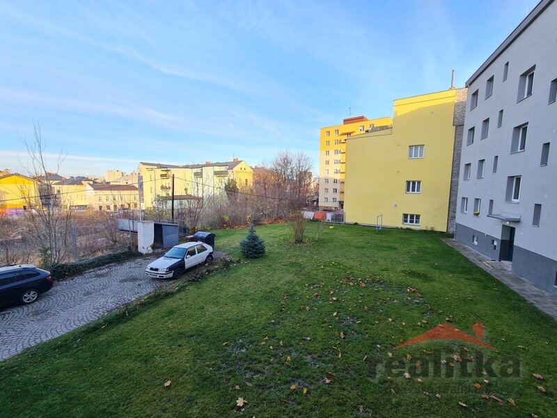 Prodej bytu 3+1 s balkonem, U Fortny, Opava - 15