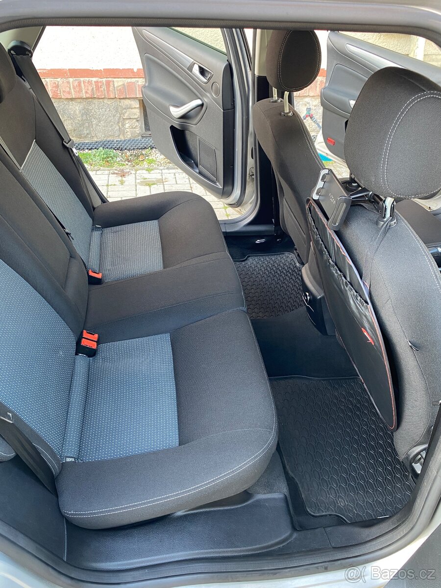 Ford Mondeo Combi 2.0 TDCi 103 kW r.v.2012 - 15