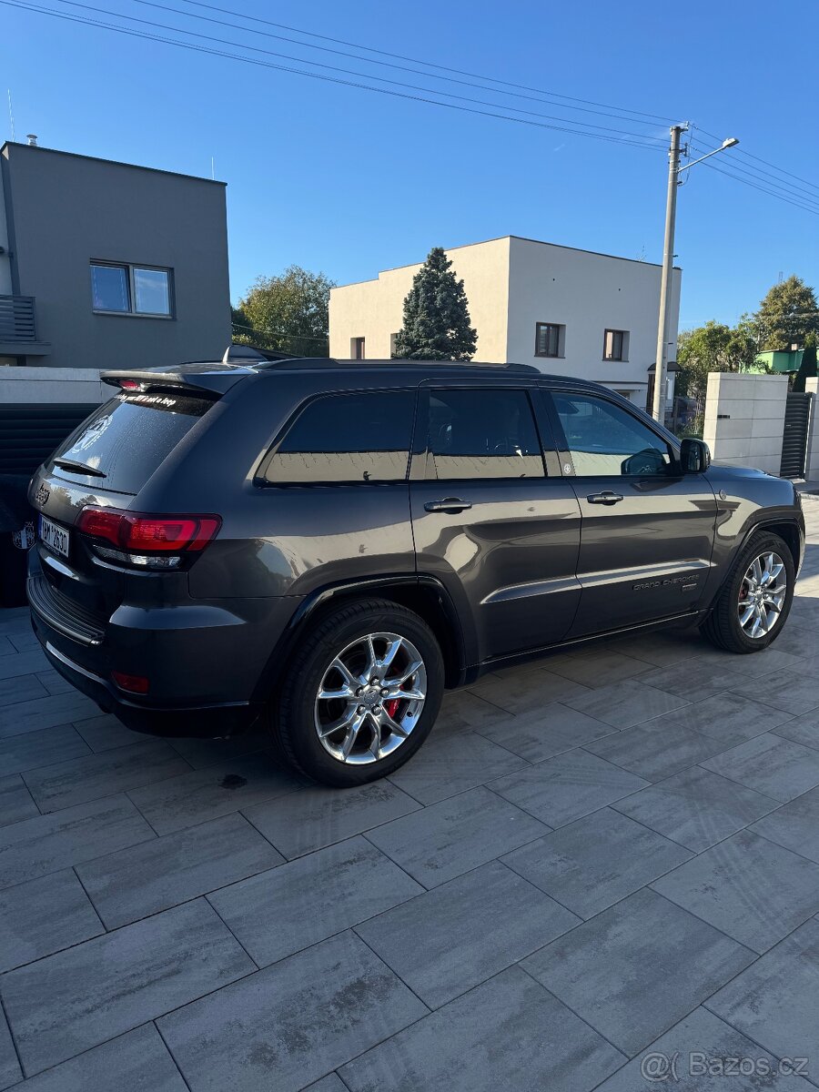 Jeep Grand Cherokee wk2 - 15