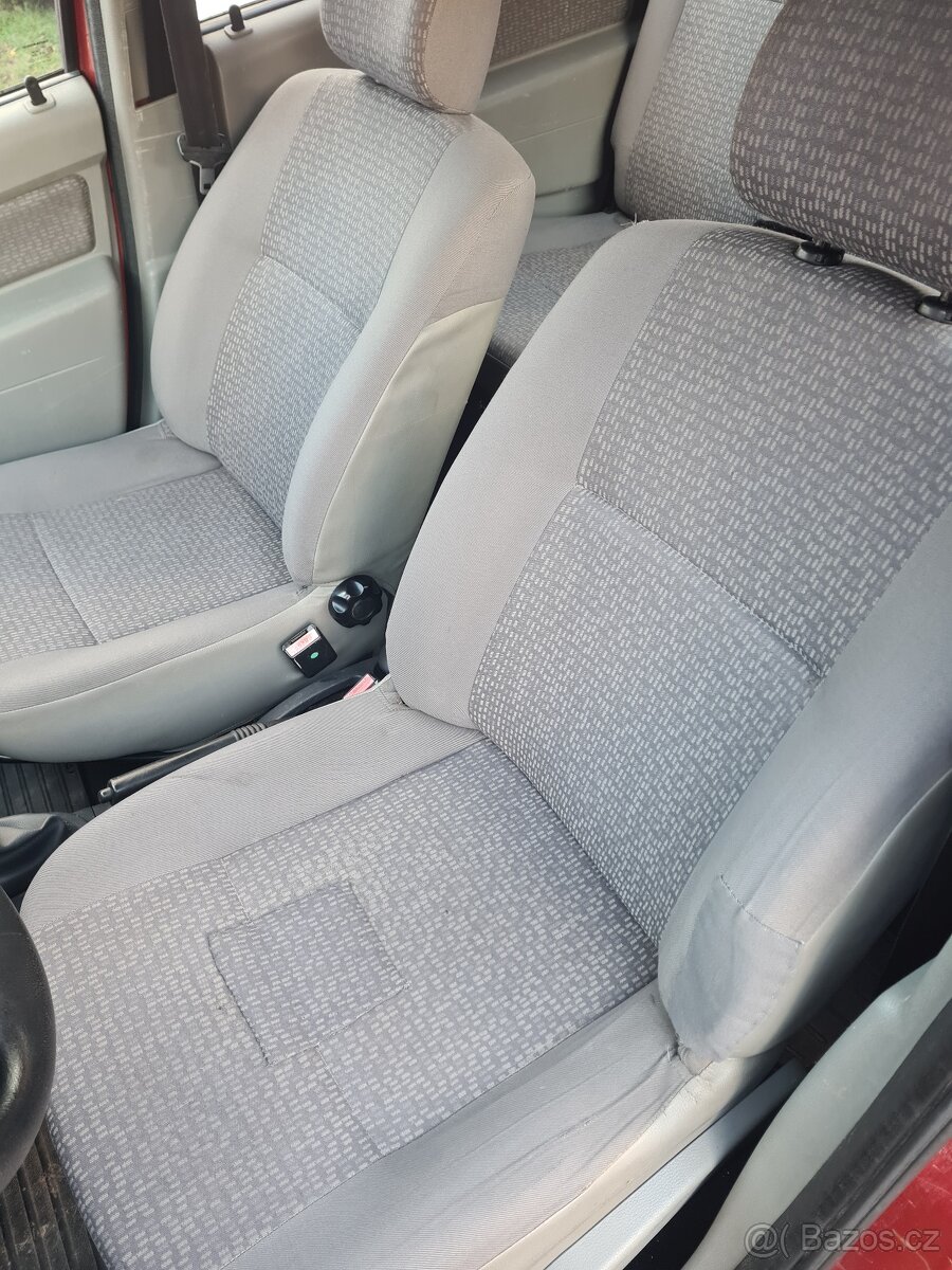 Dacia Logan MCV 1.6 LPG,výbava Laureate,bez rezu,jede krásně - 15