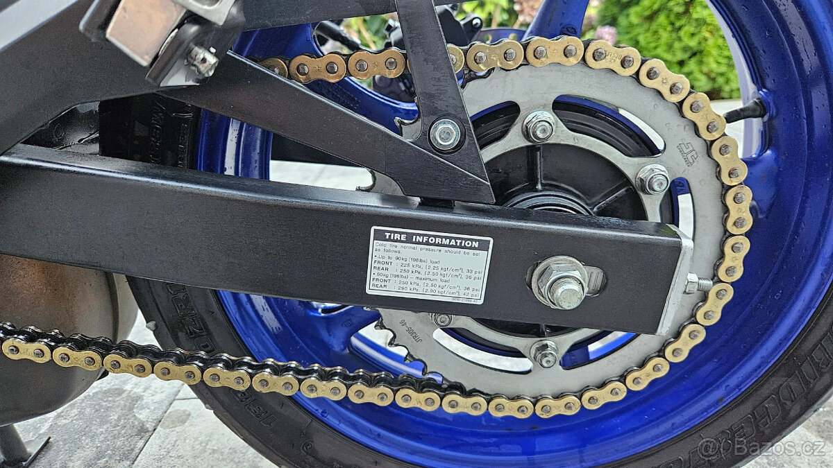 Yamaha XJ6 Diversion - 15