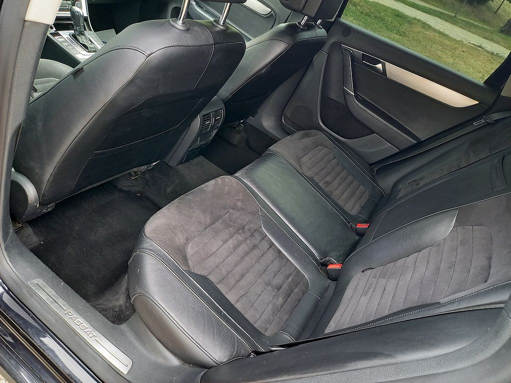 Volkswagen Passat Variant, 2.0TDi 125kW DSG+4x4+serviska - 15