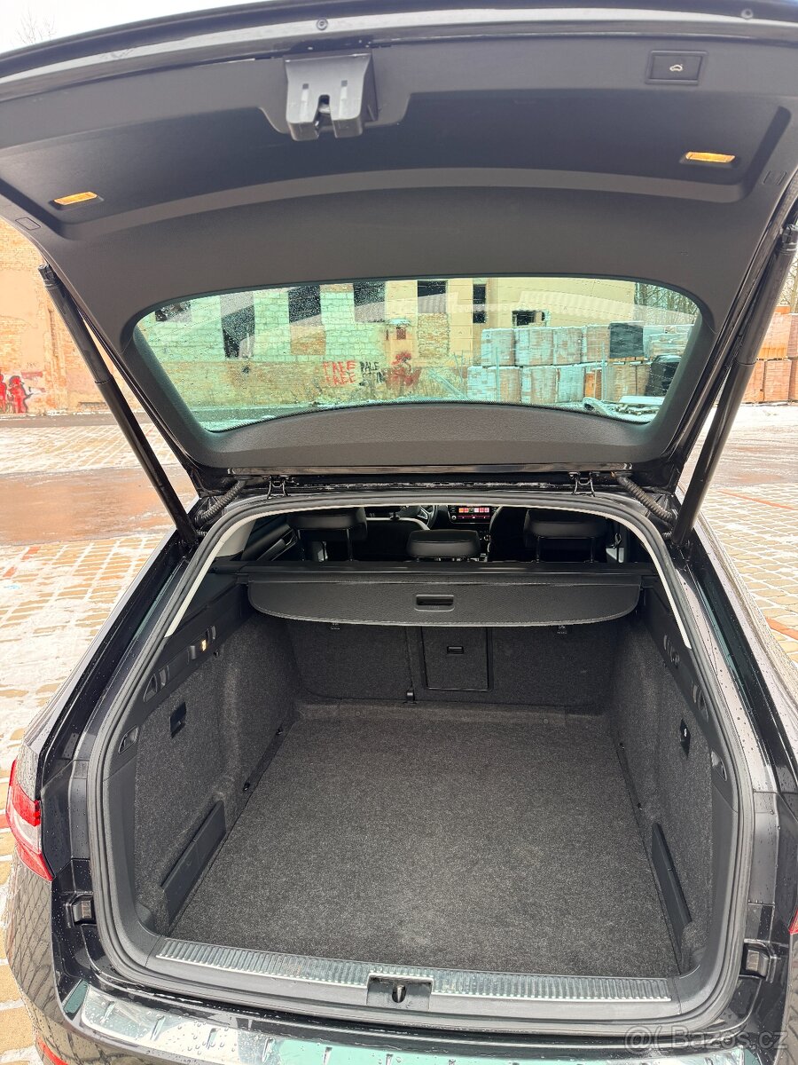 Škoda Superb kombi 8/2018 DGS kůže - 15