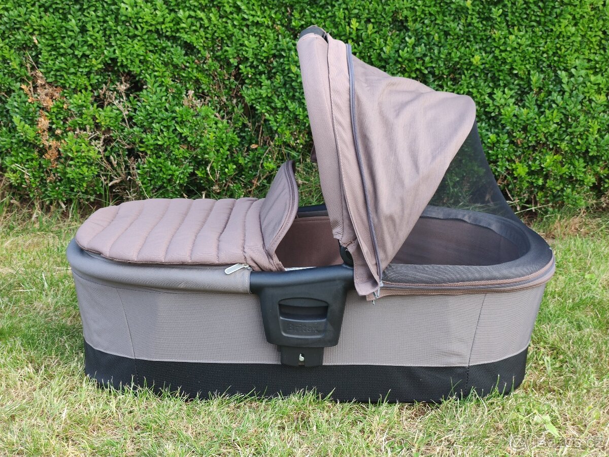 Britax B-MOTION trojkombinace (sporťák, korbička, vajíčko) - 15