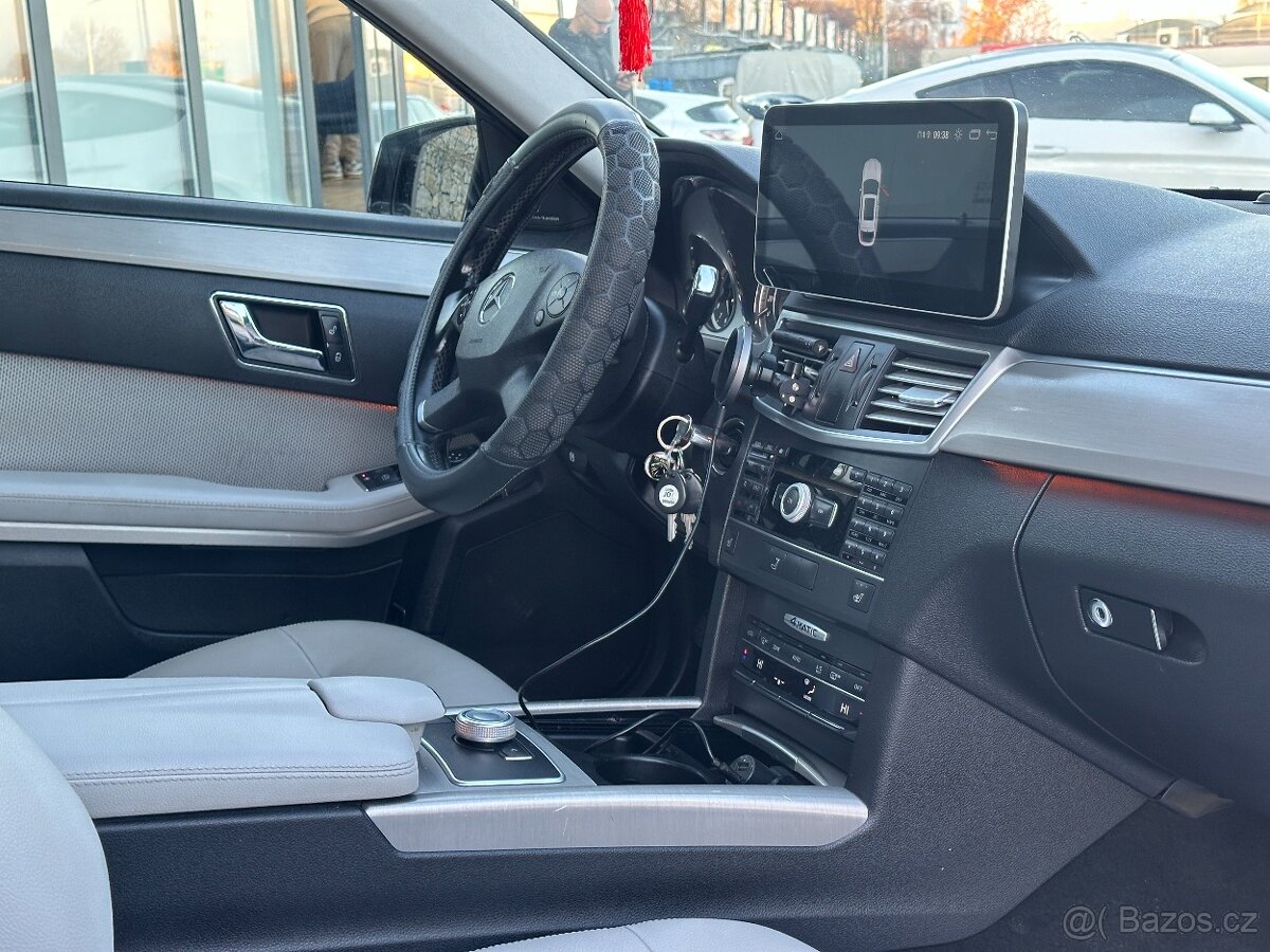 Mercedes-Benz E 350 2011 - 15