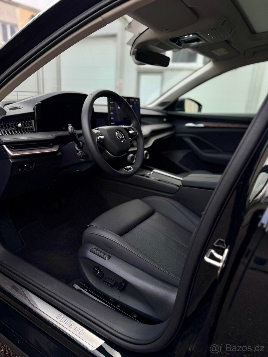 Škoda Superb 4 IV L&K 1,5TSI, 2025, 1300km, DPH, ČR - 15