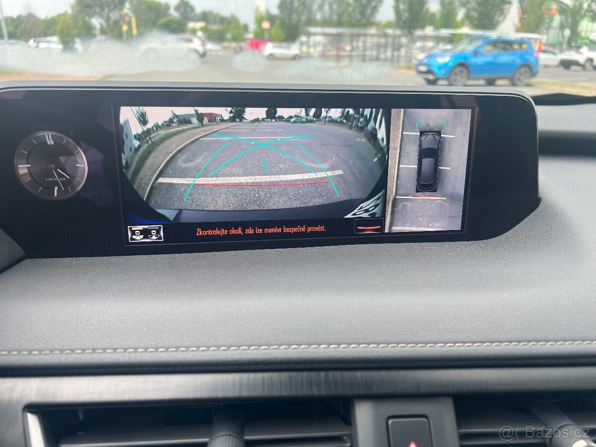 Lexus UX 250h 12/2019, 58 000 km - 15