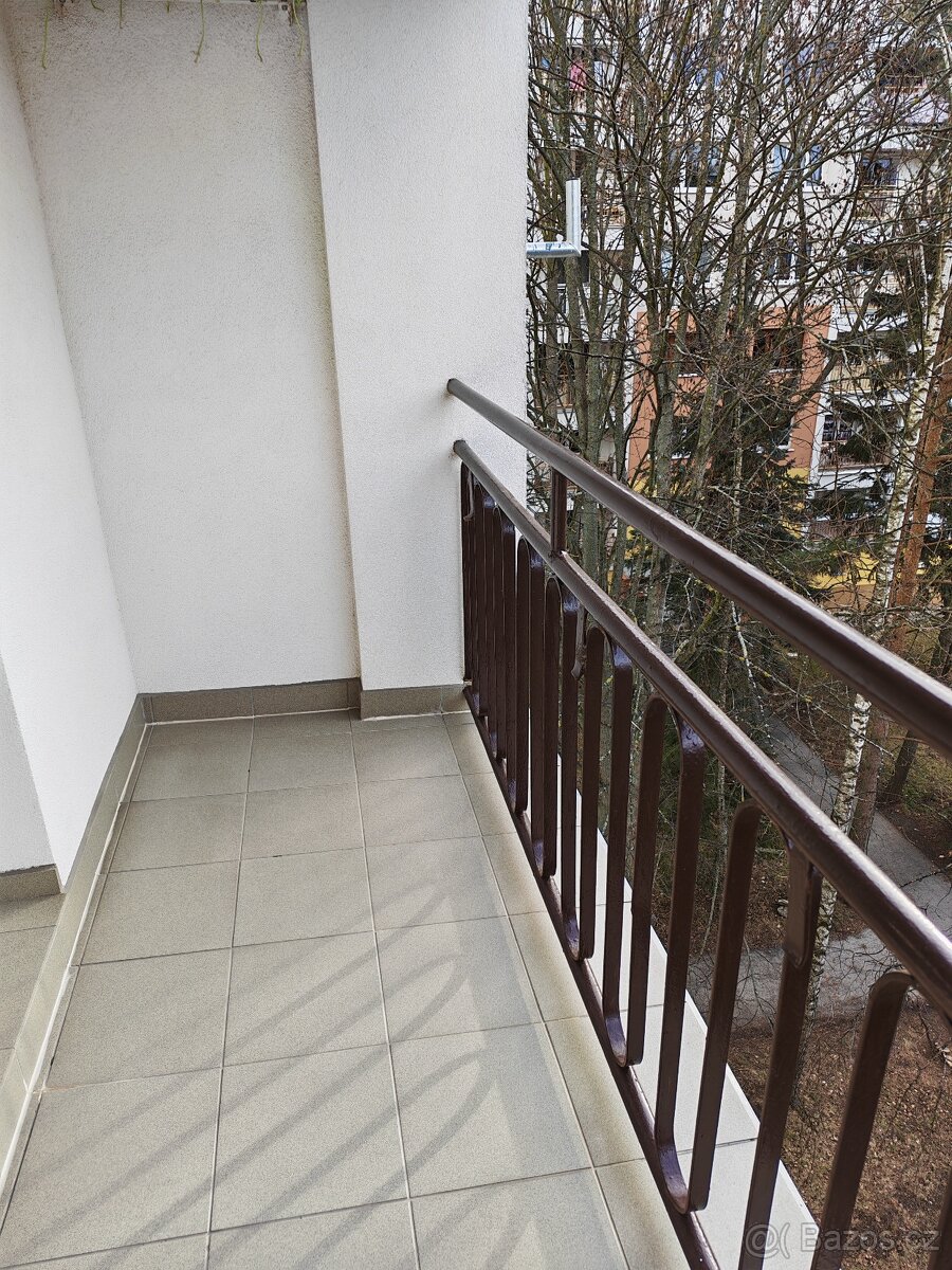 2izbáčik, sídlisko západ - 15