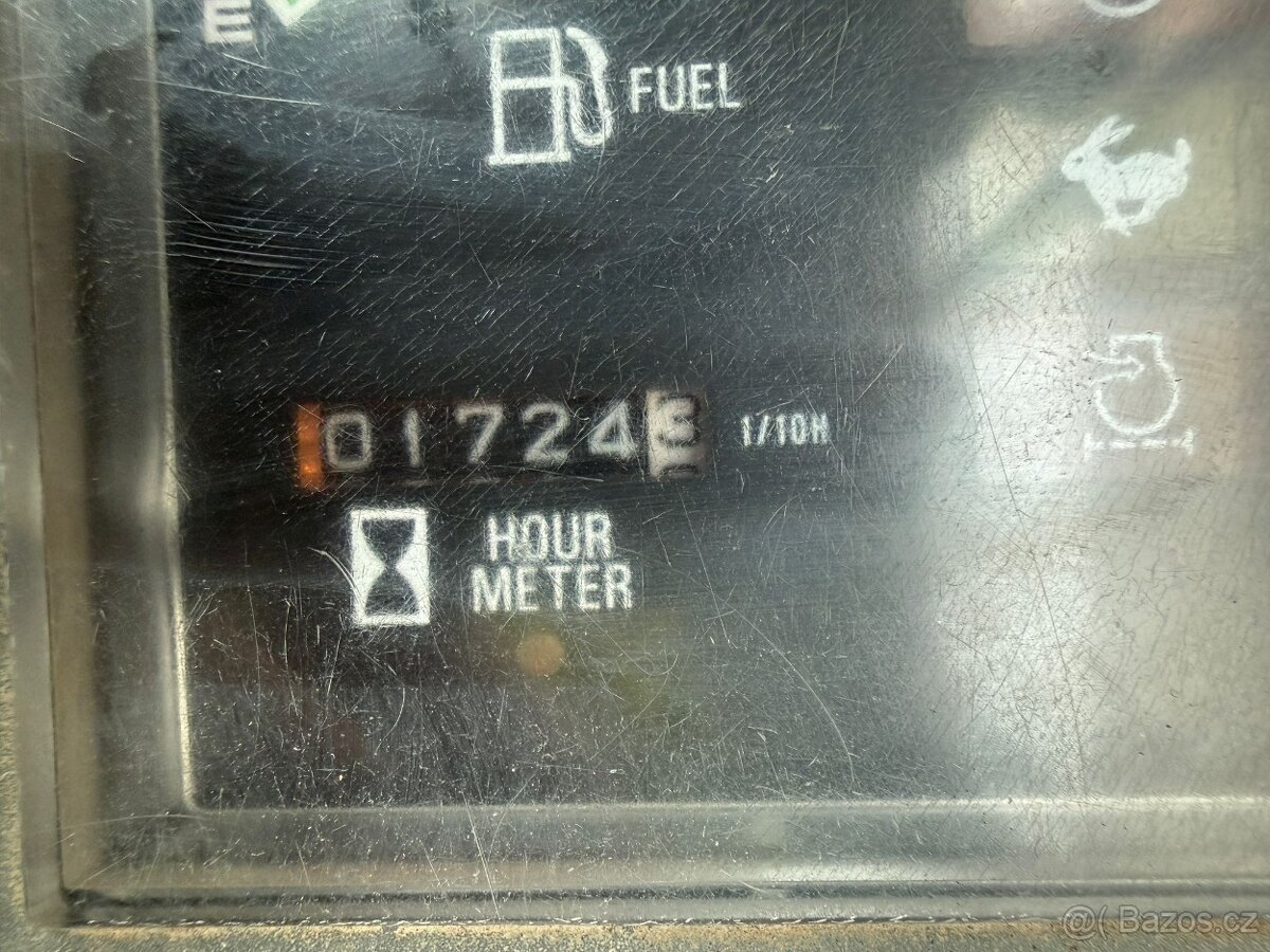 Minibagr Takeuchi TB23R - 15