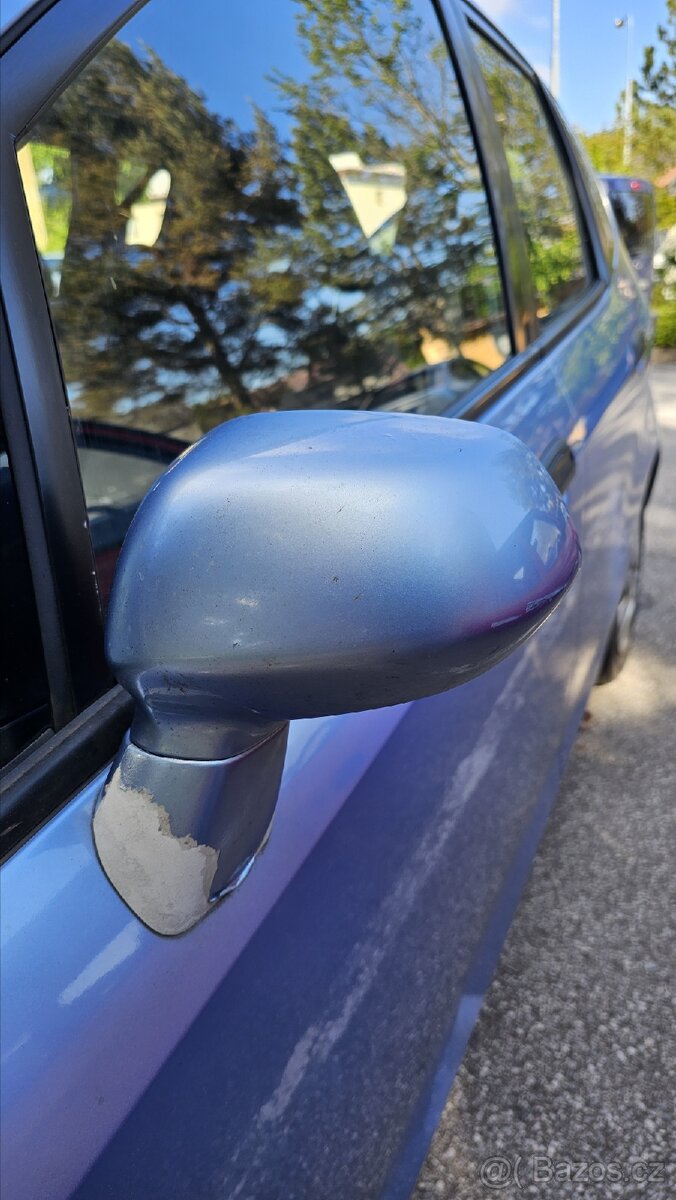 Prodám Honda Jazz II 1.3 i-DSI 2004 benzín - 15