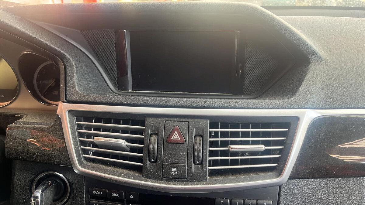 Mercedes Benz E W212 250 CDI 2,2 150kw AMG Packet - 15