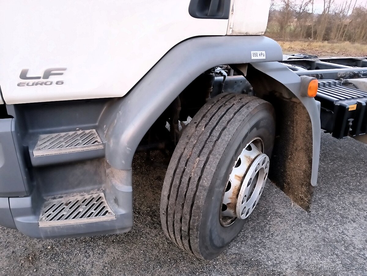 Prodám nosič kontejnerů DAF lf 250 19tun. - 15