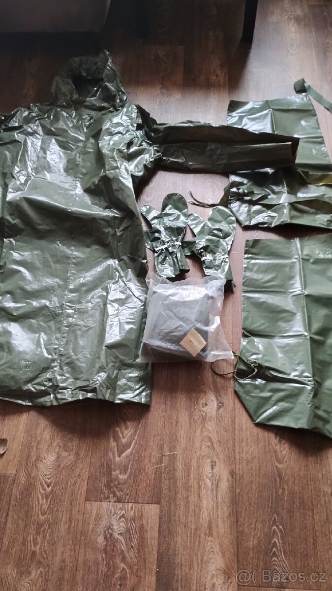 Protichemické obleky-2 kusy - 15