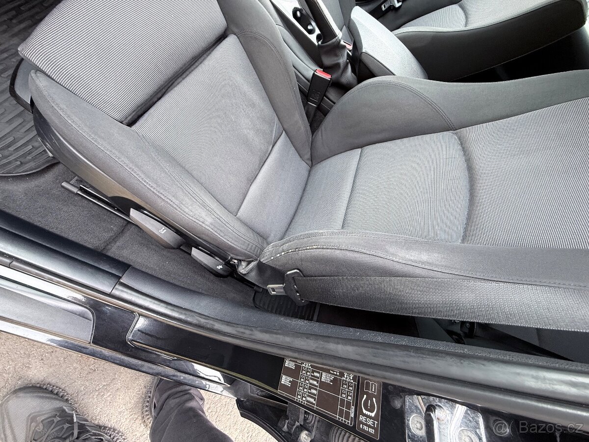 BMW E87 - 120D - 15