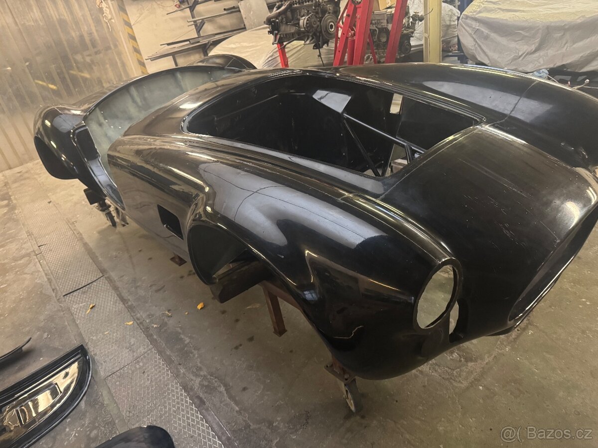 Shelby AC Cobra - 15