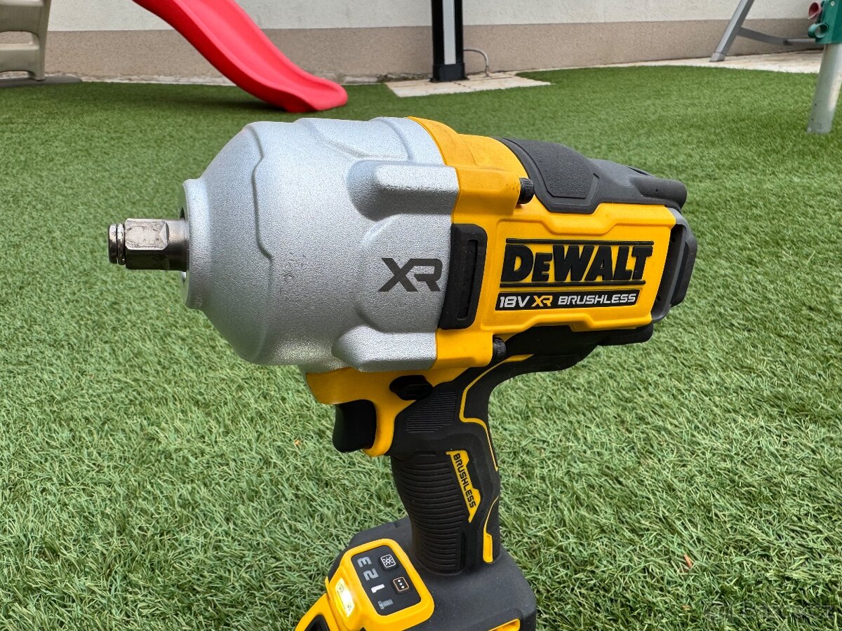 Dewalt DCF961 rázový utahovák 18V momentem až 2373 Nm TOP - 15