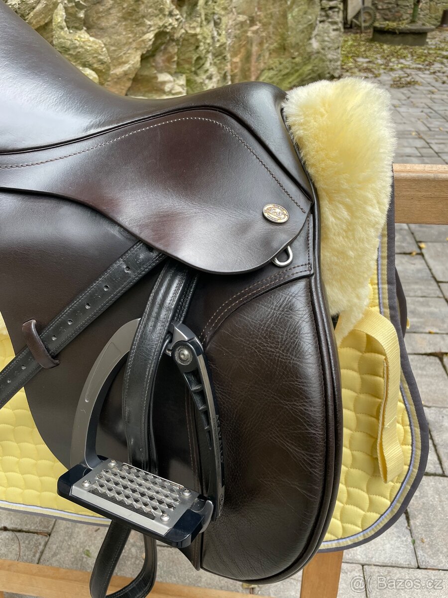 UNIVERZALNI SEDLO KENT MASTERS S VYMENYMI KOMO. POSEDLI 16,5 - 15