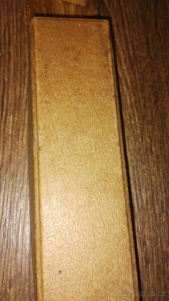 Příbory sada s krabičkou - 15