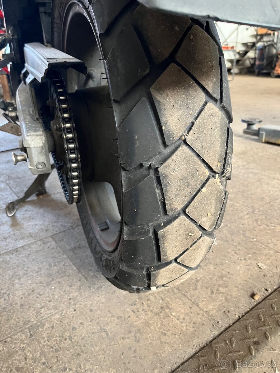 Suzuki WVB1 V-STROM 650 - 15