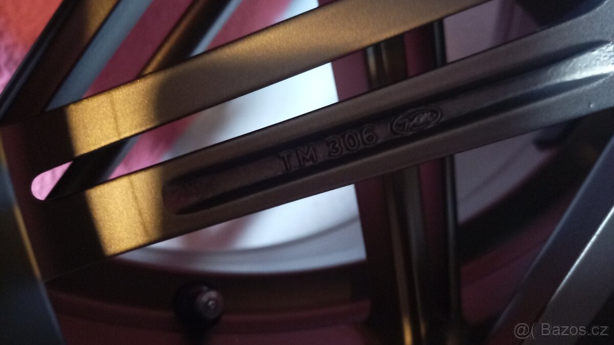 Alu Motec 20" 5x112 letni 245/30 - 15