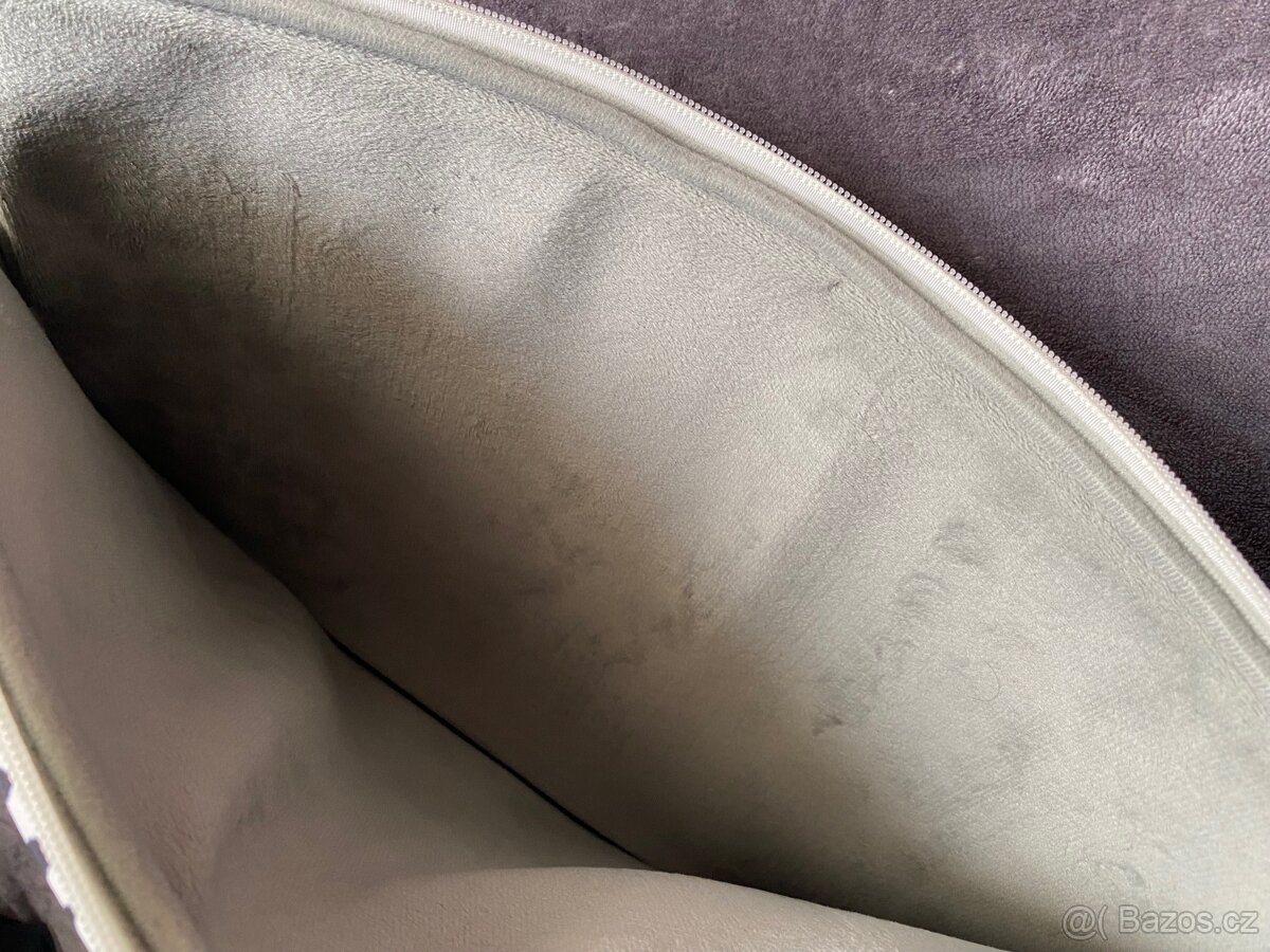 ASUS VivoBook 15 (SSD disk, Intel Core i3) - 15