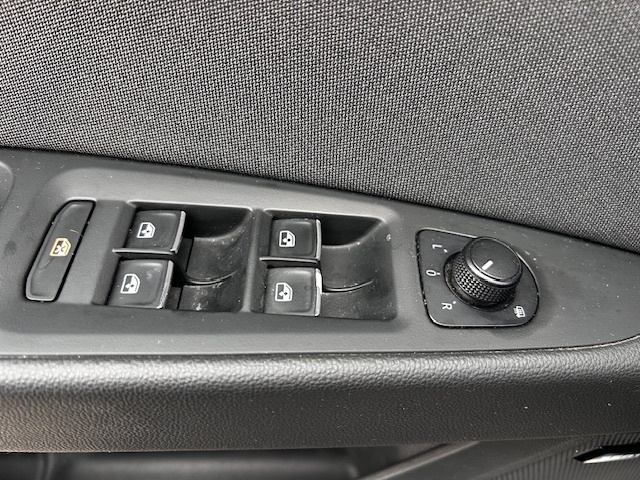 Seat Leon ST 2.0 TDi Xcellence, 2018, LED, navi, kamera - 15