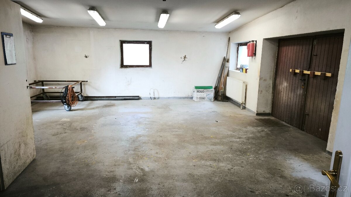 Prodej RD 3+1 se st.p. 1.954 m2 pro RD, sklad a opravny - 15