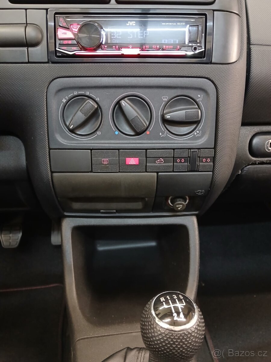 Volkswagen GOLF IV Cabrio - 15