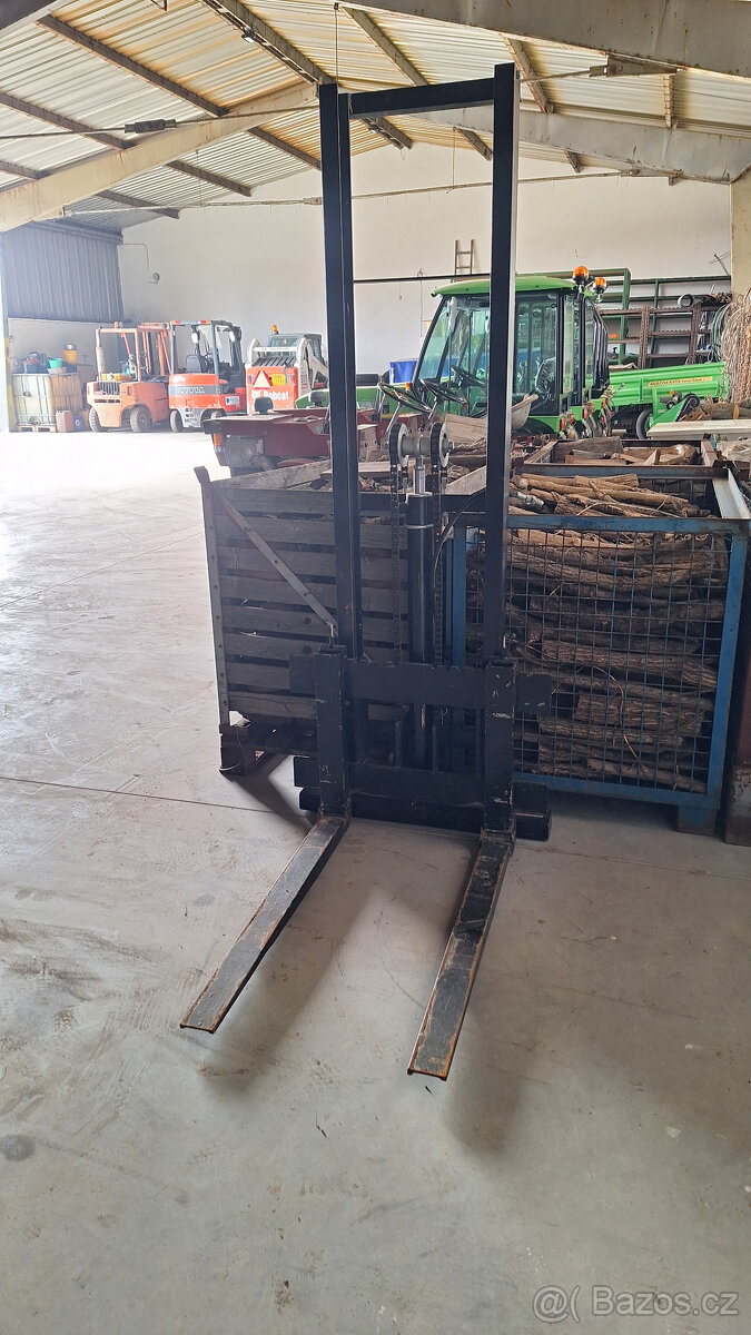 paletizační vidle Šálek - 15