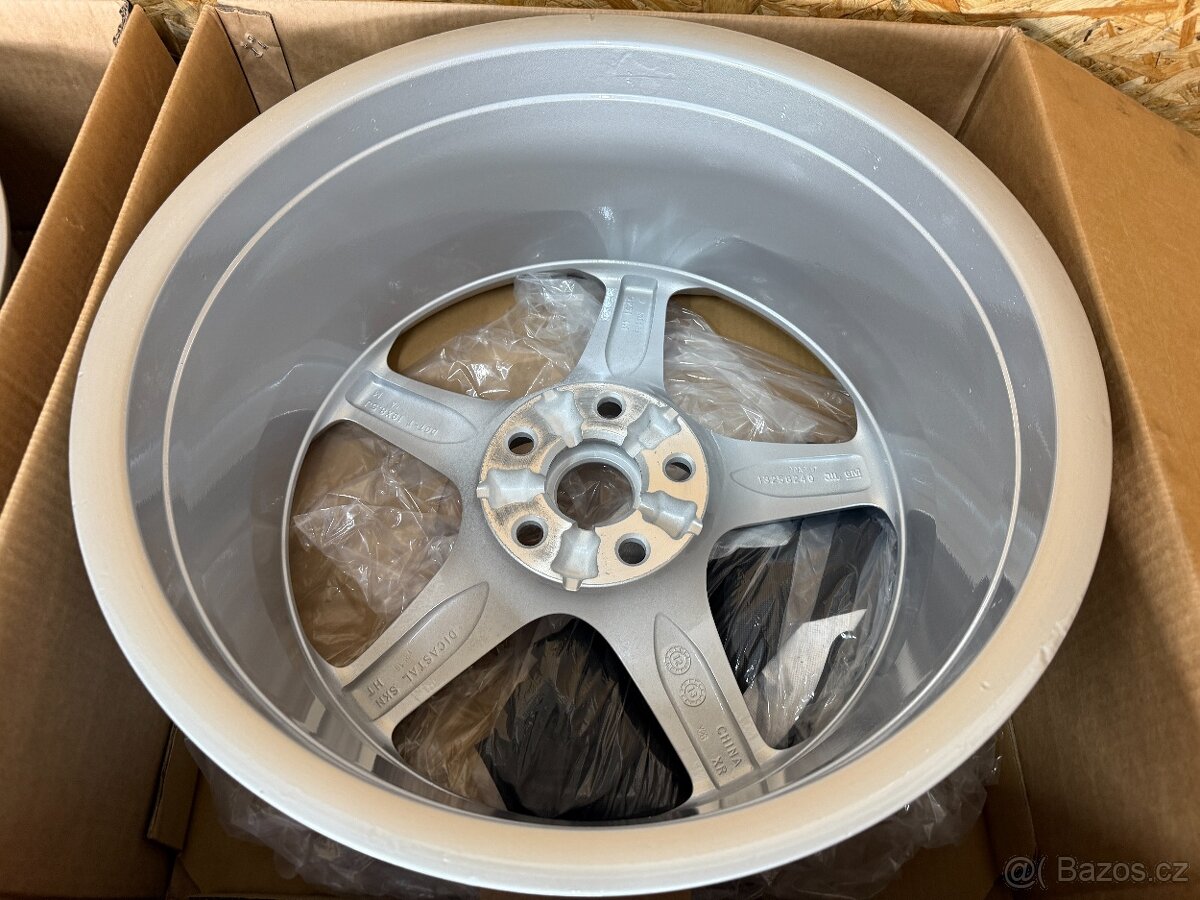 ORIGINÁLNÍ ALU KOLA OPEL INSIGNIA 19x8.5J 1325840 5X120 67,1 - 15