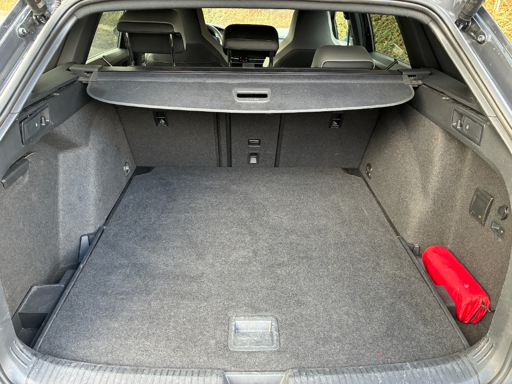 GOLF,2.0TDI,R-LINE,iQ,DSG,2022,153TKM,VIRT,VÝHŘ,DIGI,KAM,TZ - 15