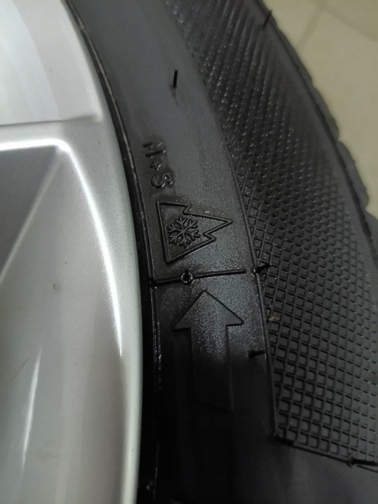 Alu kola škoda octavia III s novými pneu KLeber celorok. - 15