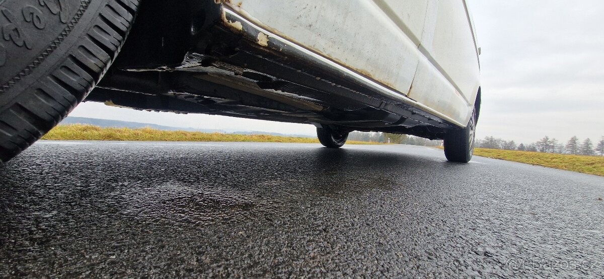 VW T5 long 1.9TDi 75kw - 15