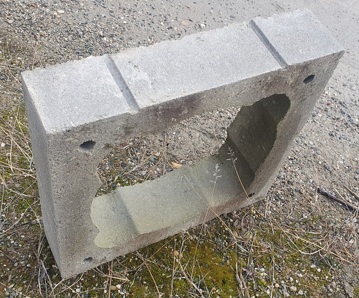 Komínové tvárnice 39x39 cm - 15