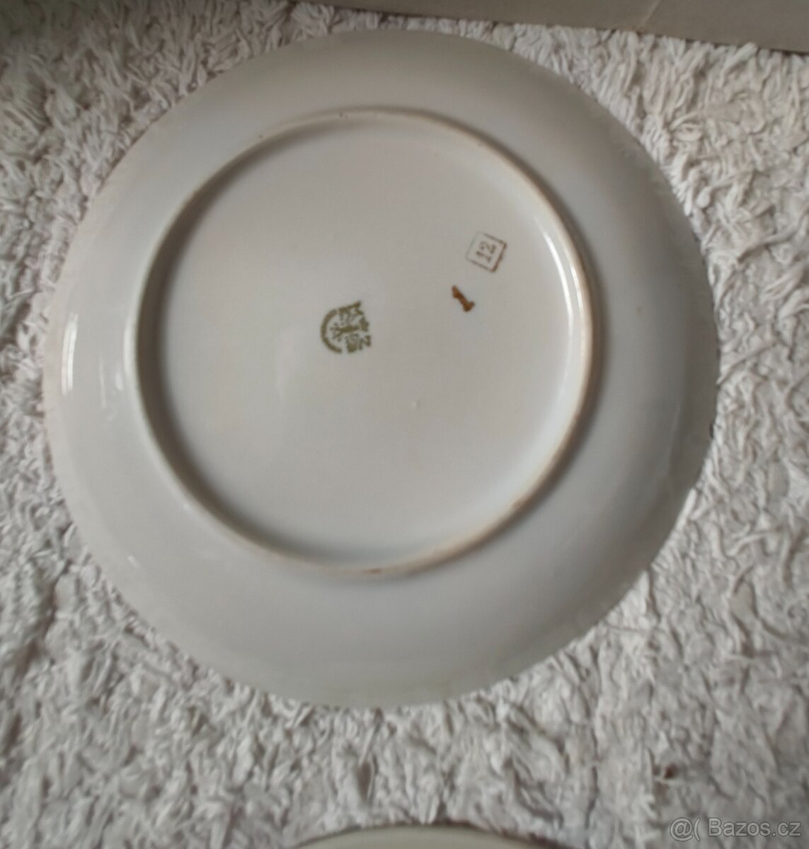 Talířky různé - 15