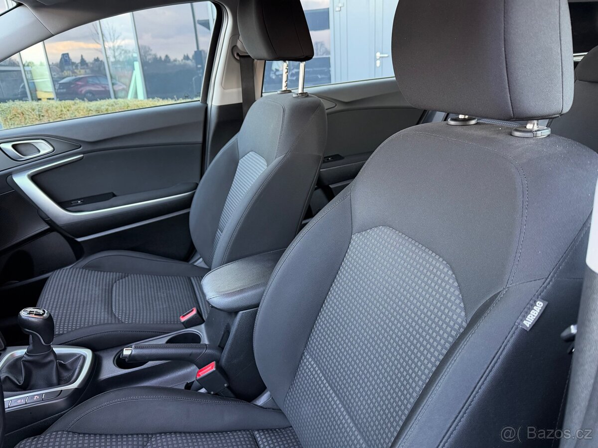 Kia Ceed 1.0 t-gdi 88 kW / 2021 / DPH / combi - 15