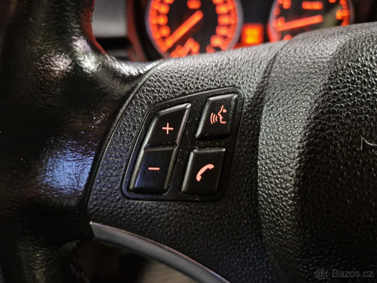 BMW 318i Cabrio 2.0i 105kw-Xenon-Led-Kůže - 15