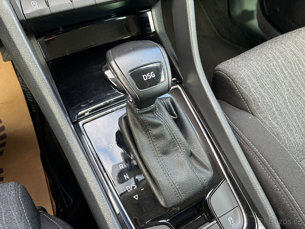 Škoda Karoq 1.6TDi 85kW STYLE DSG TAŽNÉ DPH ČERNÁ METALÍZA - 15