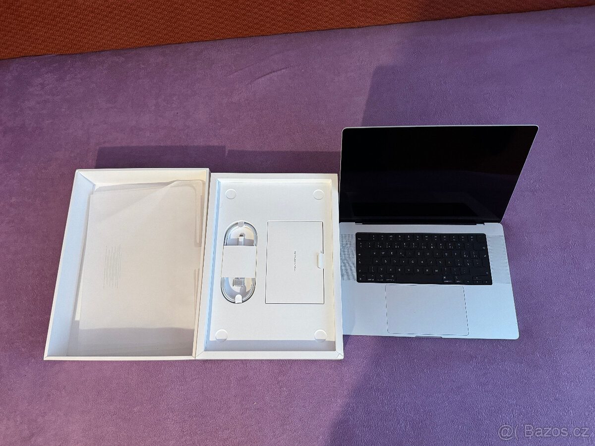 Macbook Pro 16" 2021 M1 16GB 512GB - 15