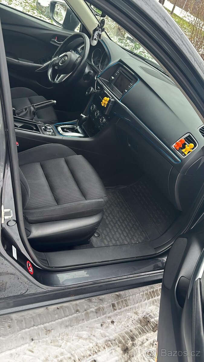 Mazda 6 - 15