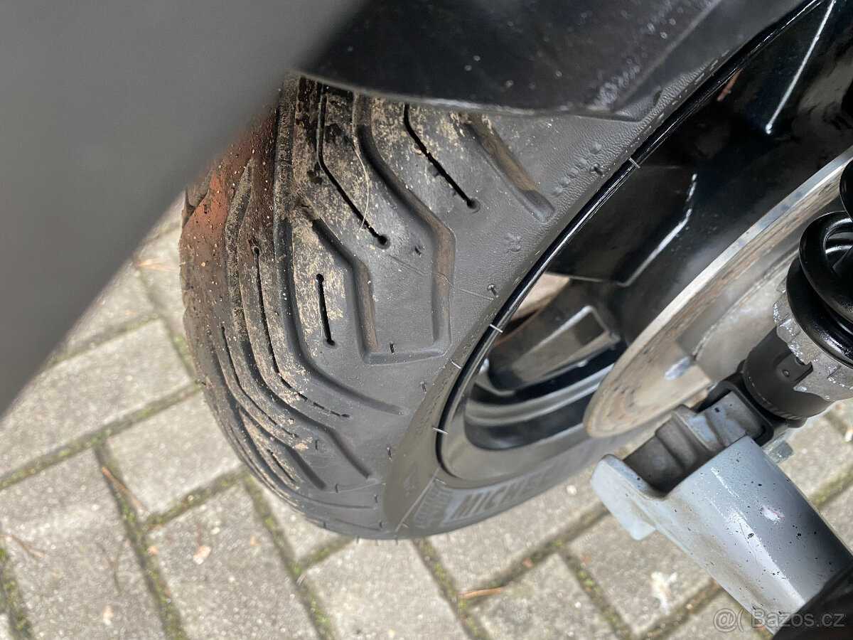 Yamaha X-Max 125 ABS - 15