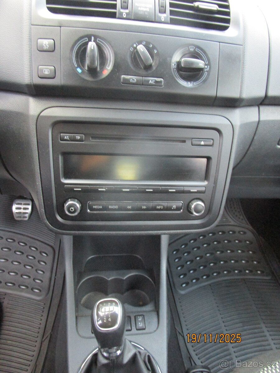 Škoda Roomster Scout 1,2 benzín 63kw - 15