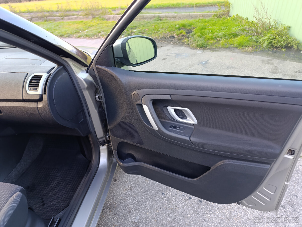 Škoda Fabia 2 1.2 HTP51Kw Sport 2009 ČR 193xxxKM - 15