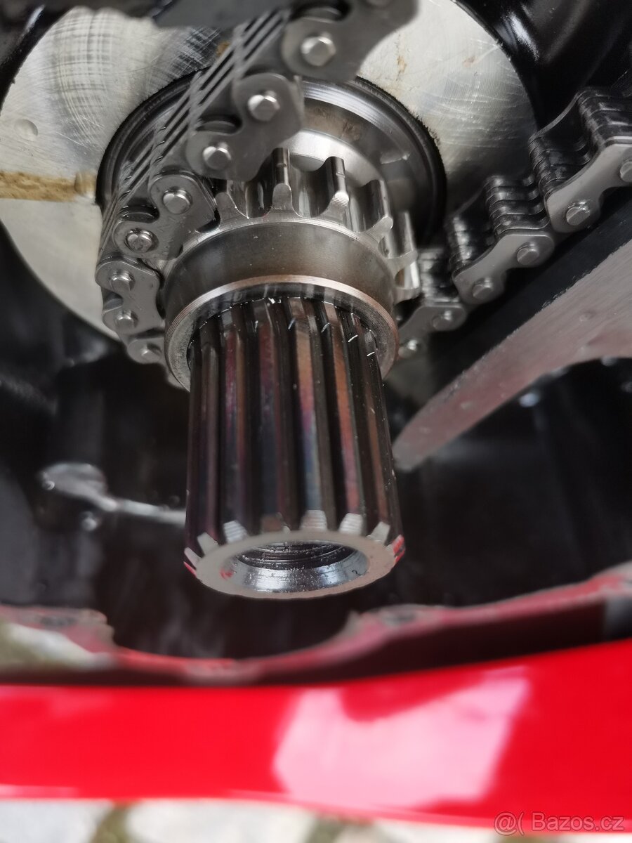 Triumph Speed triple 1050 - 15