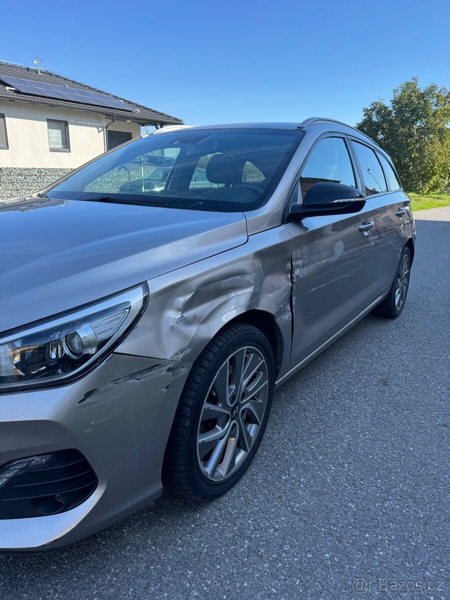 HYUNDAI I30 1.6 CRDi 81kW 2018 - 15