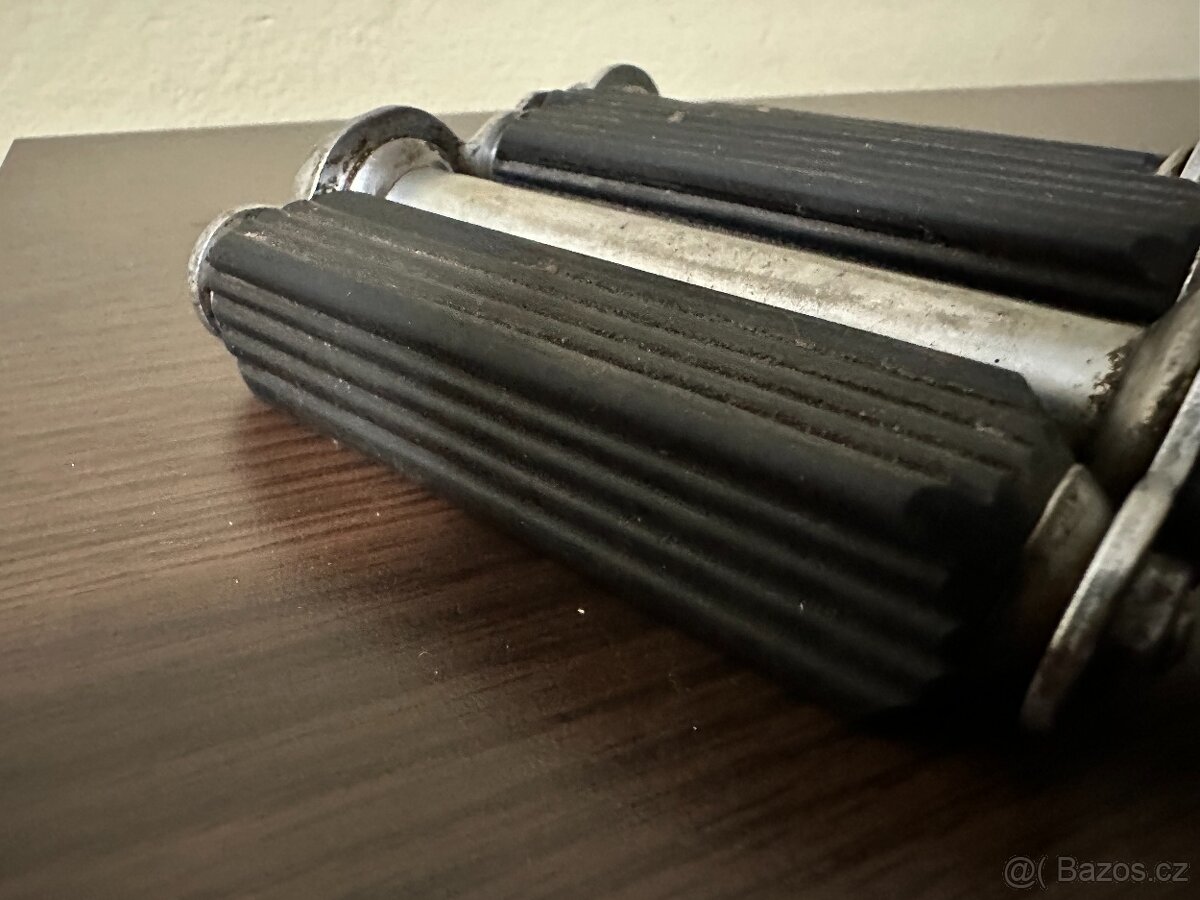 ČZ pedály krásne - 15