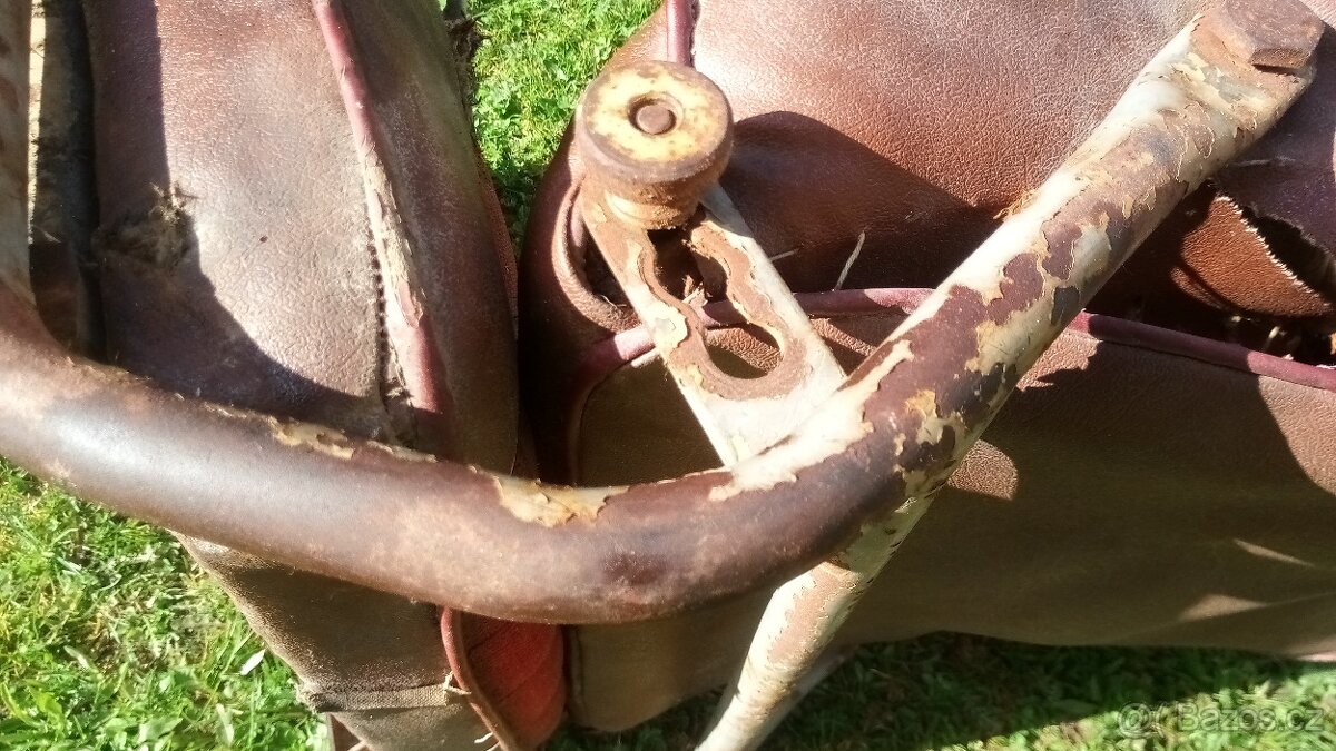 Sedadlo z veterána 1933-1945 - 15